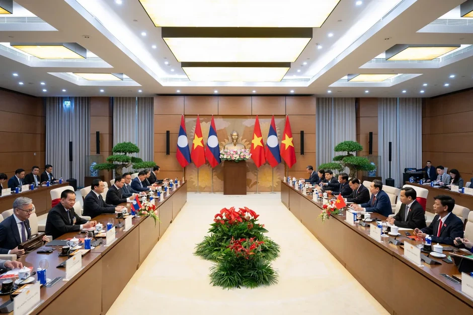 Thúc đẩy hợp tác Việt Nam - Lào trên kênh nghị viện Thúc đẩy hợp tác Việt Nam - Lào trên kênh nghị viện