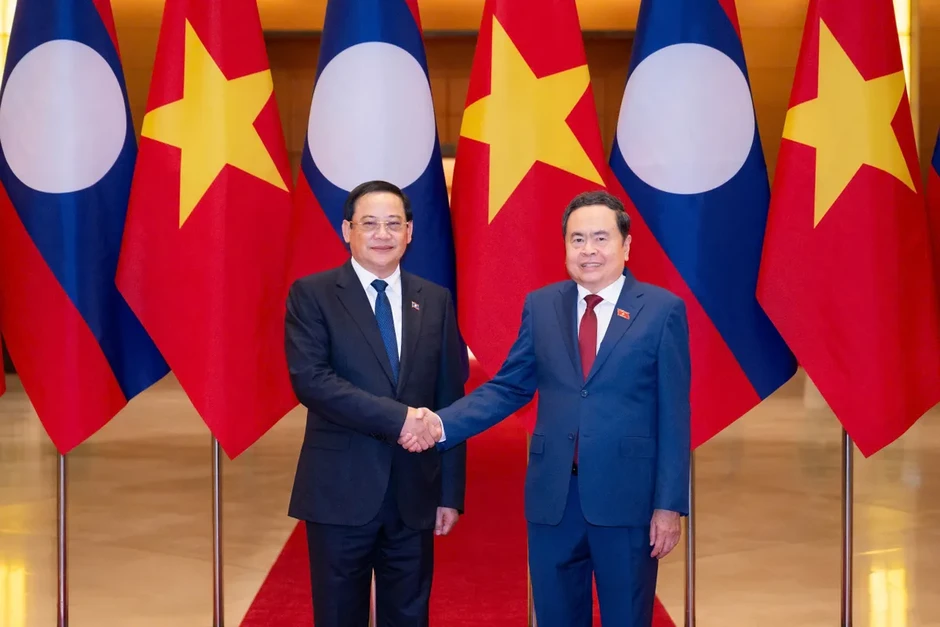 Thúc đẩy hợp tác Việt Nam - Lào trên kênh nghị viện Thúc đẩy hợp tác Việt Nam - Lào trên kênh nghị viện