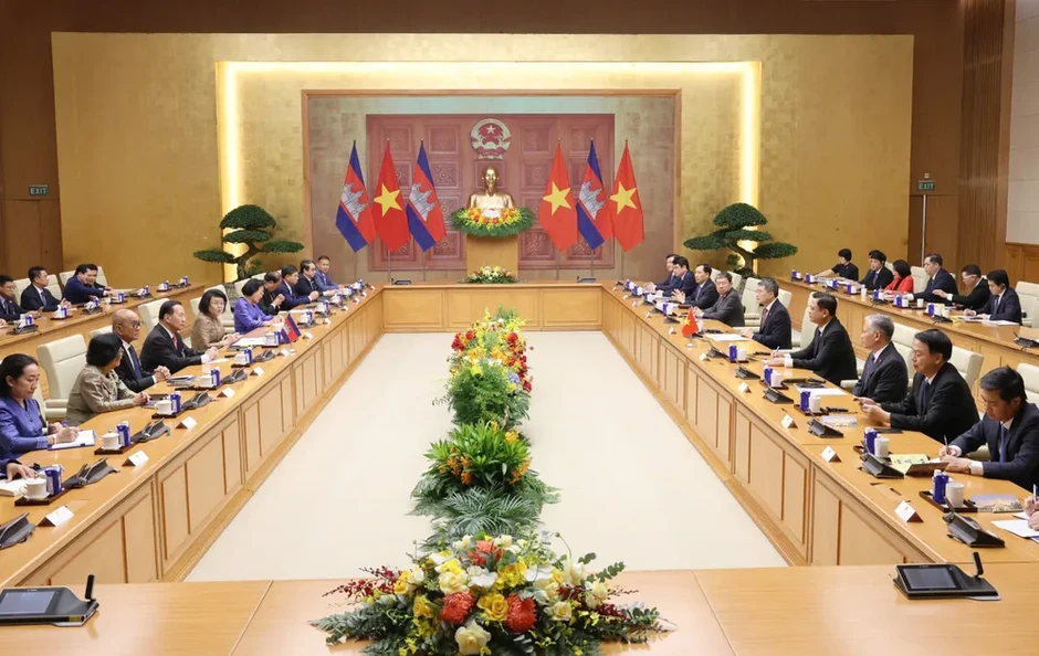 Thúc đẩy kết nối tuyến cao tốc TPHCM - Mộc Bài và Bavet - Phnom Penh Thúc đẩy kết nối tuyến cao tốc TPHCM - Mộc Bài và Bavet - Phnom Penh