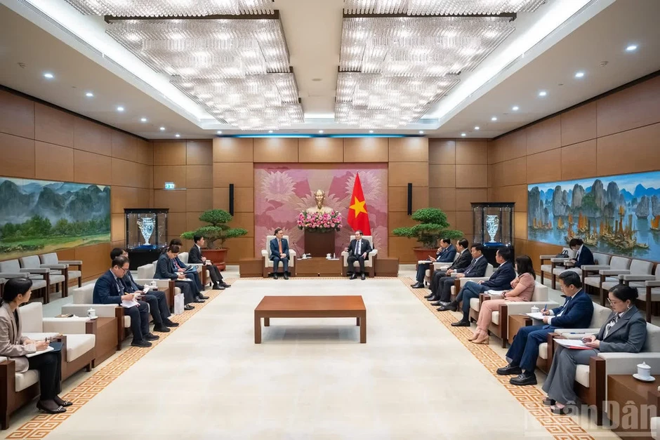 Thúc đẩy quan hệ Việt Nam-Hàn Quốc tiếp tục phát triển mạnh mẽ và thực chất Thúc đẩy quan hệ Việt Nam-Hàn Quốc tiếp tục phát triển mạnh mẽ và thực chất