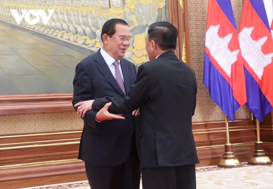 Thường trực Ban Bí thư Trần Cẩm Tú hội kiến lãnh đạo Đảng, Nhà nước Campuchia Thường trực Ban Bí thư Trần Cẩm Tú hội kiến lãnh đạo Đảng, Nhà nước Campuchia