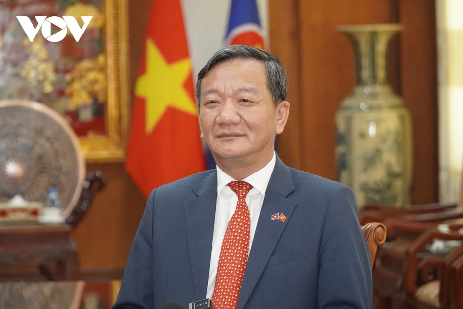 Thường trực Ban Bí thư Trần Cẩm Tú thăm chính thức Lào và Campuchia Thường trực Ban Bí thư Trần Cẩm Tú thăm chính thức Lào và Campuchia