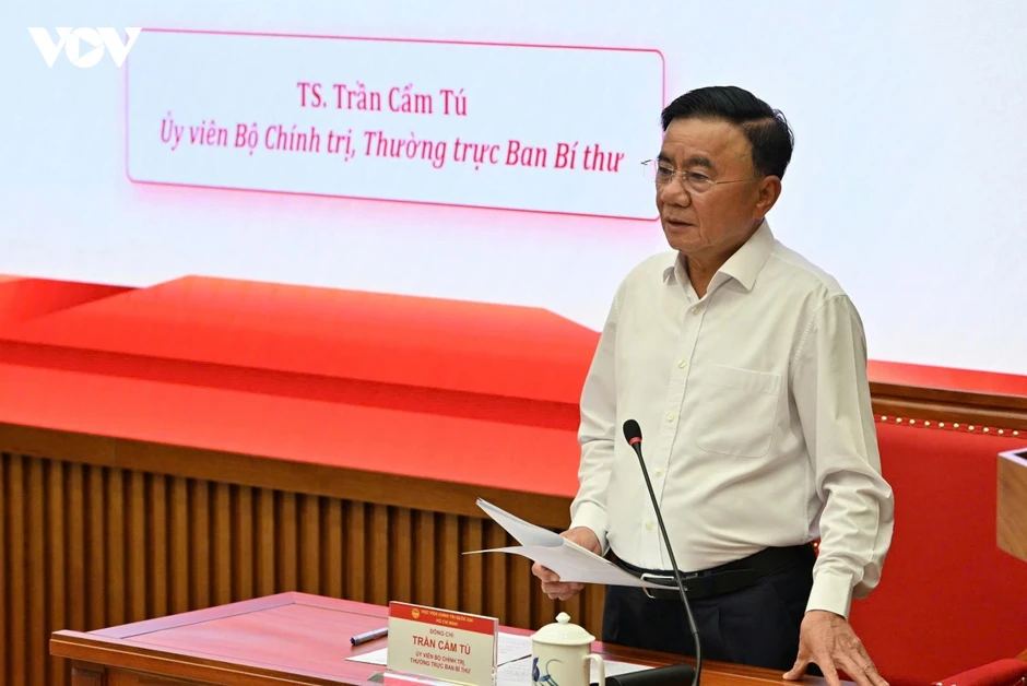 Thường trực Ban Bí thư truyền đạt chuyên đề về xây dựng Đảng với các Ủy viên TW Đảng khóa XIV Thường trực Ban Bí thư truyền đạt chuyên đề về xây dựng Đảng với các Ủy viên TW Đảng khóa XIV