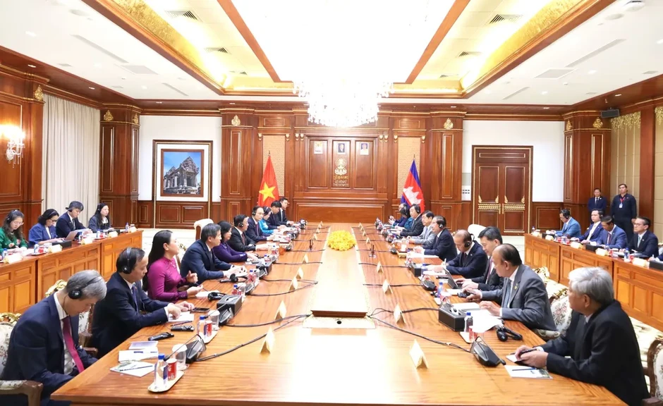 Thường trực Ban Bí thư: Việt Nam luôn quan tâm phát triển quan hệ với Campuchia Thường trực Ban Bí thư: Việt Nam luôn quan tâm phát triển quan hệ với Campuchia