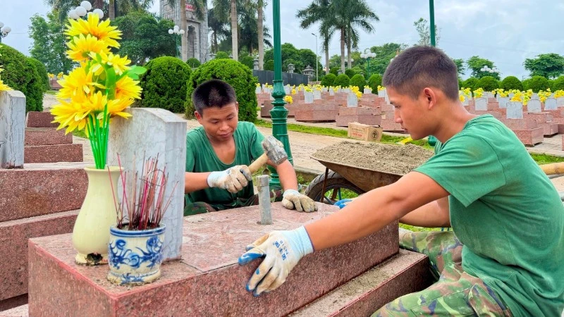 Tỉ mẩn, kiên tâm tìm lại tên cho liệt sĩ Tỉ mẩn, kiên tâm tìm lại tên cho liệt sĩ