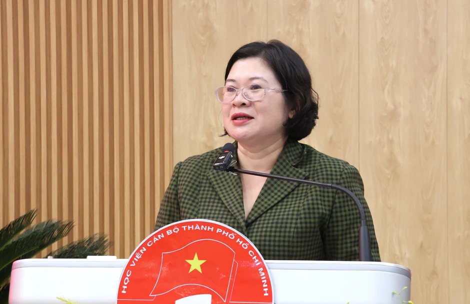 Tích hợp bảo vệ nền tảng tư tưởng Đảng vào đào tạo chính trị Tích hợp bảo vệ nền tảng tư tưởng Đảng vào đào tạo chính trị
