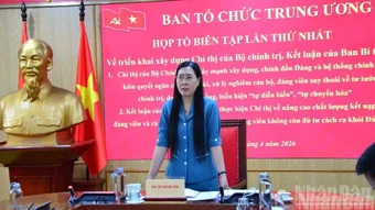 Tiếp tục đẩy mạnh xây dựng, chỉnh đốn Đảng và hệ thống chính trị trong giai đoạn mới