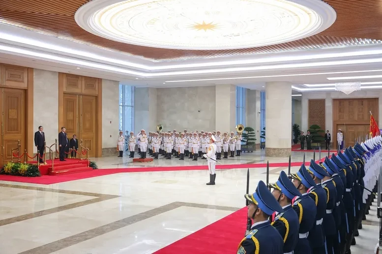 Tiếp tục đưa quan hệ Việt Nam - Lào phát triển lên tầm cao mới Tiếp tục đưa quan hệ Việt Nam - Lào phát triển lên tầm cao mới
