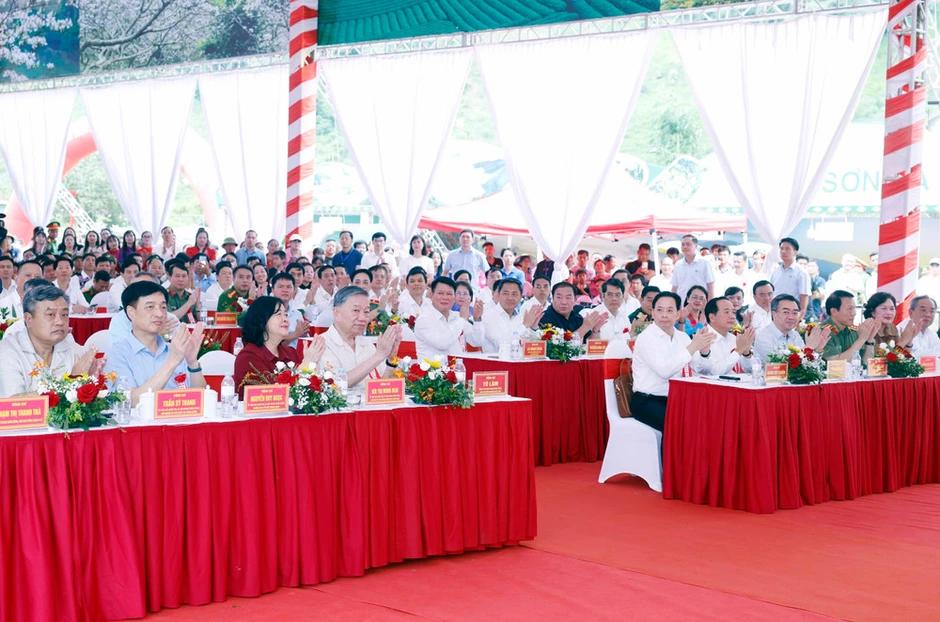 Tiếp tục thực hiện tốt chủ trương xây dựng phong trào toàn dân bảo vệ an ninh Tổ quốc