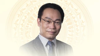 Tiểu sử quyền Bộ trưởng Giáo dục và Đào tạo Hoàng Minh Sơn - Báo TinVina