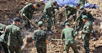 Tìm thấy thêm 15 bộ hài cốt liệt sĩ ở Công viên Lê Thị Riêng