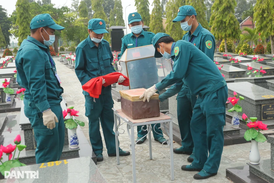 Tìm thấy tờ giấy ghi tên liệt sỹ trong lọ thủy tinh sau hơn 50 năm ở Tây Ninh