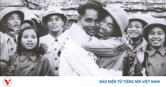 Tình cảm Việt - Lào son sắt vững bền