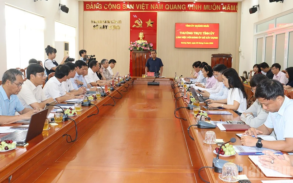Tỉnh ủy Quảng Ngãi yêu cầu chấn chỉnh lề lối làm việc trong thực hiện nhiệm vụ Tỉnh ủy Quảng Ngãi yêu cầu chấn chỉnh lề lối làm việc trong thực hiện nhiệm vụ