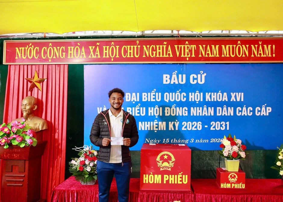 Toàn cảnh cử tri cả nước trong 'Ngày hội non sông'