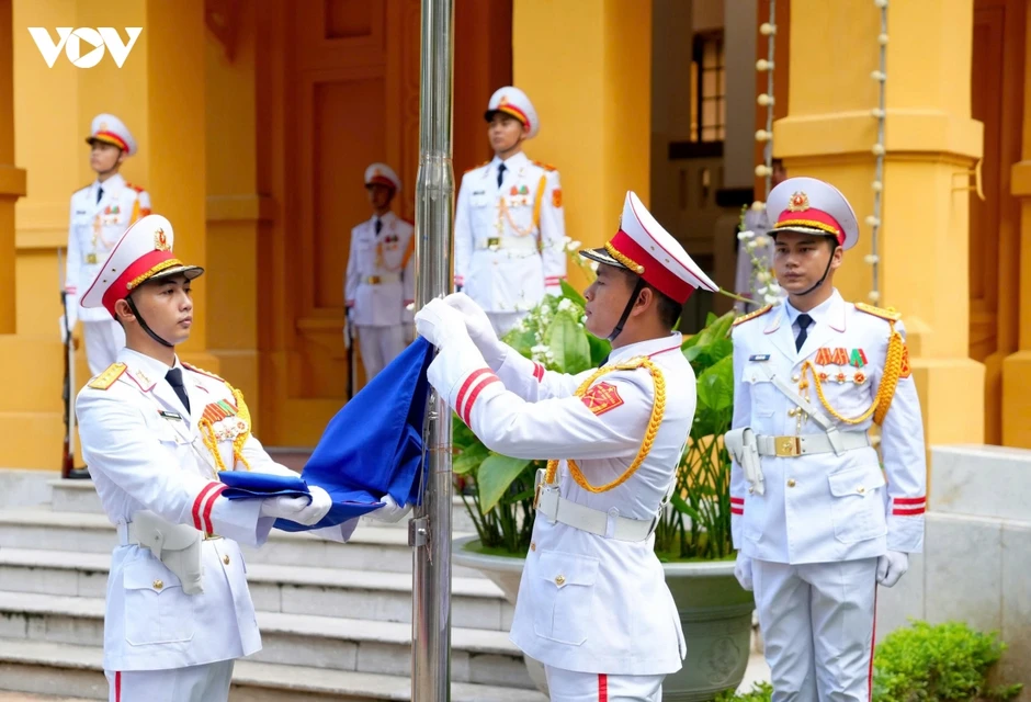Toàn cảnh Lễ Thượng cờ kỷ niệm 59 năm Ngày thành lập ASEAN Toàn cảnh Lễ Thượng cờ kỷ niệm 59 năm Ngày thành lập ASEAN