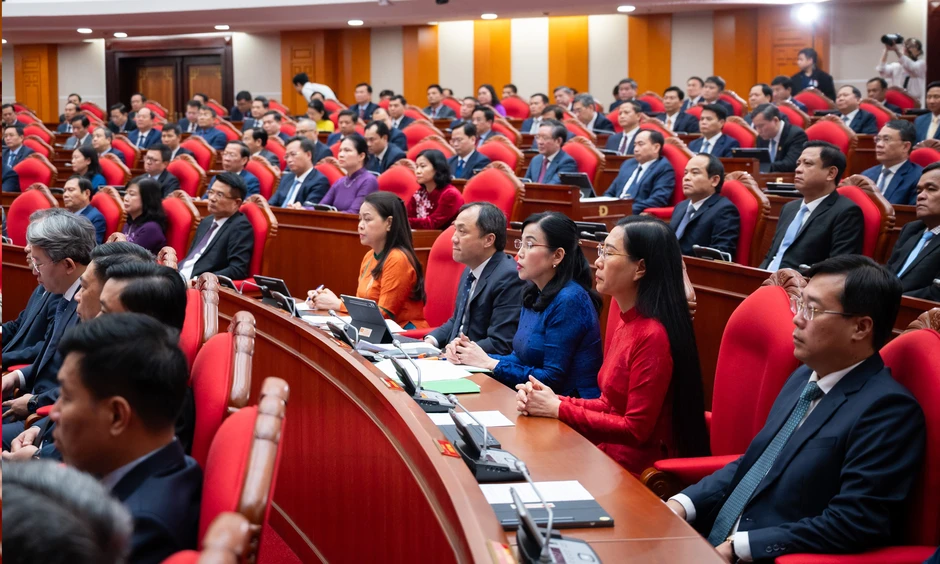 Toàn cảnh phiên bế mạc Hội nghị lần thứ 2 Ban Chấp hành Trung ương Đảng khóa XIV Toàn cảnh phiên bế mạc Hội nghị lần thứ 2 Ban Chấp hành Trung ương Đảng khóa XIV