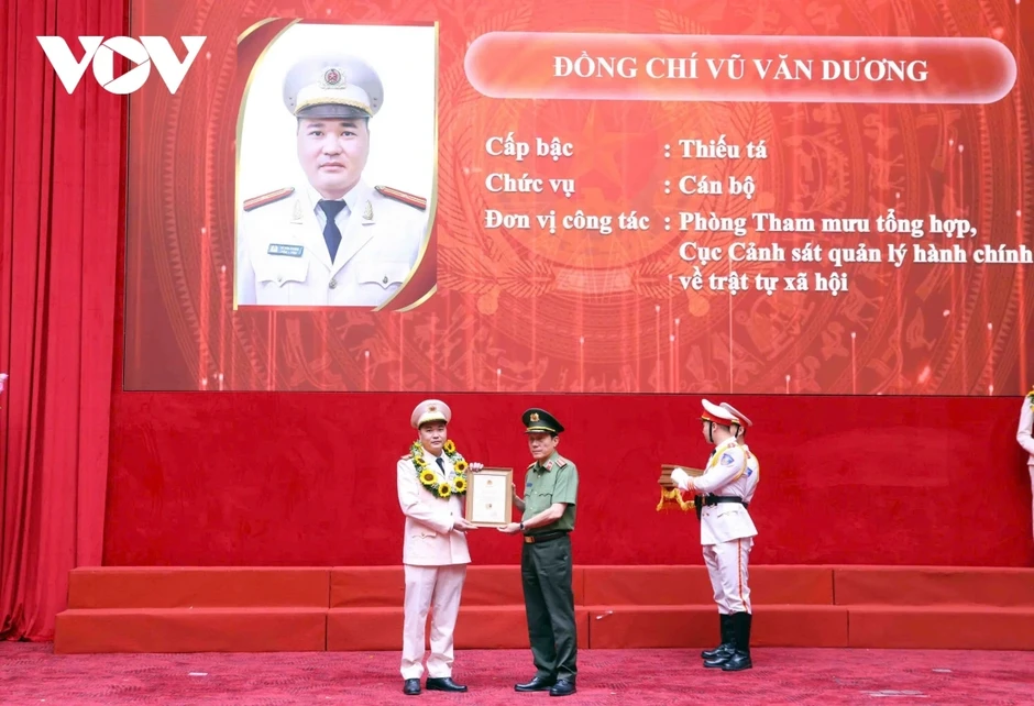 Tôn vinh 80 điển hình tiên tiến lực lượng Tham mưu Công an Nhân dân