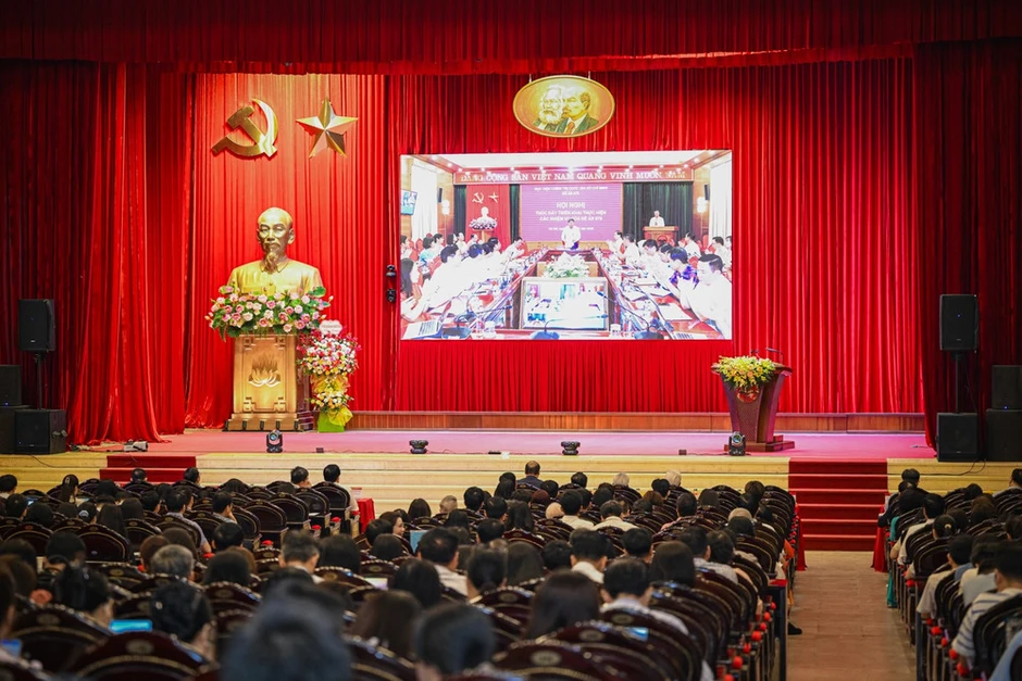 Tôn vinh những đóng góp cho khoa học, công nghệ và đổi mới sáng tạo Tôn vinh những đóng góp cho khoa học, công nghệ và đổi mới sáng tạo