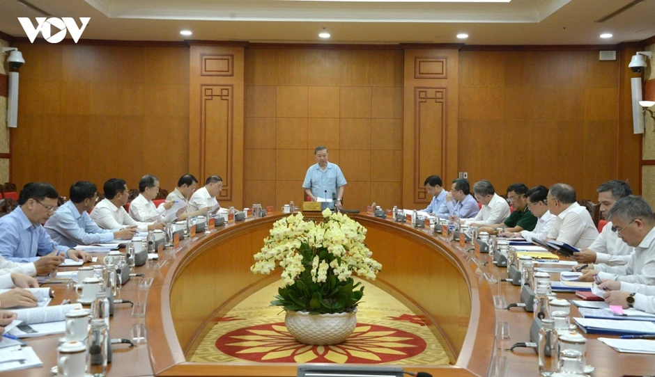 Tổng Bí thư, Chủ tịch nước chủ trì buổi làm việc về công nghiệp đóng tàu Tổng Bí thư, Chủ tịch nước chủ trì buổi làm việc về công nghiệp đóng tàu