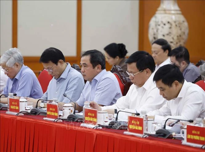 Tổng Bí thư, Chủ tịch nước chủ trì cuộc làm việc về Đề án đổi mới mô hình phát triển đất nước Tổng Bí thư, Chủ tịch nước chủ trì cuộc làm việc về Đề án đổi mới mô hình phát triển đất nước