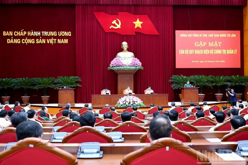 Tổng Bí thư, Chủ tịch nước chủ trì gặp mặt cán bộ quy hoạch diện Bộ Chính trị quản lý Tổng Bí thư, Chủ tịch nước chủ trì gặp mặt cán bộ quy hoạch diện Bộ Chính trị quản lý