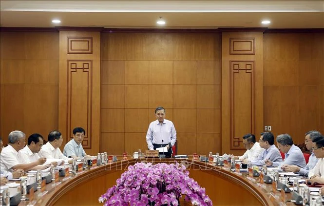 Tổng Bí thư, Chủ tịch nước chủ trì làm việc về tái cơ cấu Tập đoàn Than – Khoáng sản Việt Nam Tổng Bí thư, Chủ tịch nước chủ trì làm việc về tái cơ cấu Tập đoàn Than – Khoáng sản Việt Nam