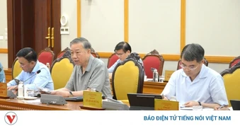 Tổng Bí thư, Chủ tịch nước chủ trì phiên họp về phương hướng phát triển TP.HCM