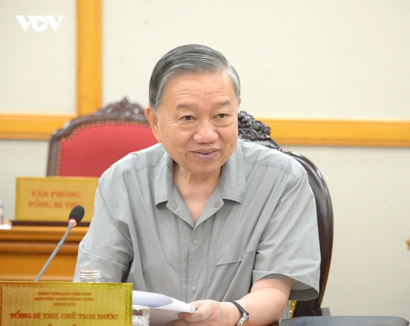 Tổng Bí thư, Chủ tịch nước chủ trì phiên họp về phương hướng phát triển TP.HCM Tổng Bí thư, Chủ tịch nước chủ trì phiên họp về phương hướng phát triển TP.HCM