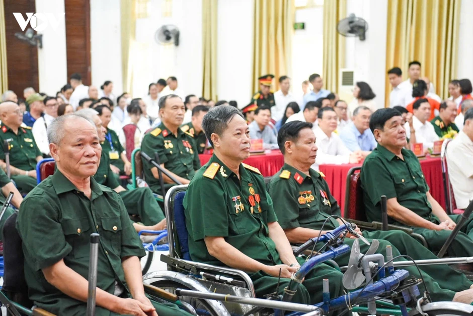 Tổng Bí thư, Chủ tịch nước: Đất nước phát triển, người có công và gia đình phải được chăm lo tốt hơn Tổng Bí thư, Chủ tịch nước: Đất nước phát triển, người có công và gia đình phải được chăm lo tốt hơn