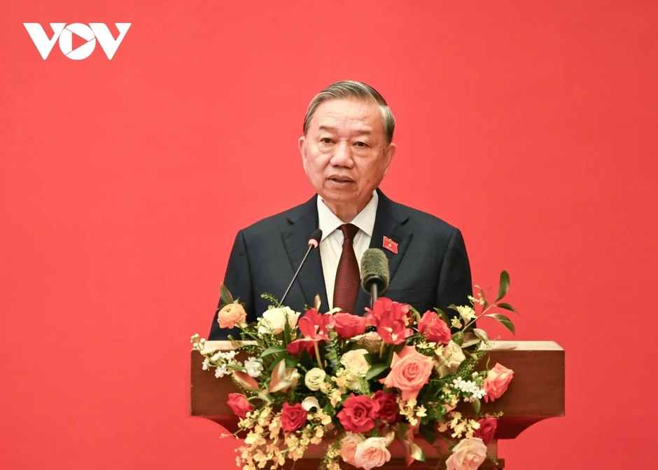Tổng Bí thư, Chủ tịch nước: Đề cao tính Đảng, đặt lợi ích quốc gia lên trên hết Tổng Bí thư, Chủ tịch nước: Đề cao tính Đảng, đặt lợi ích quốc gia lên trên hết