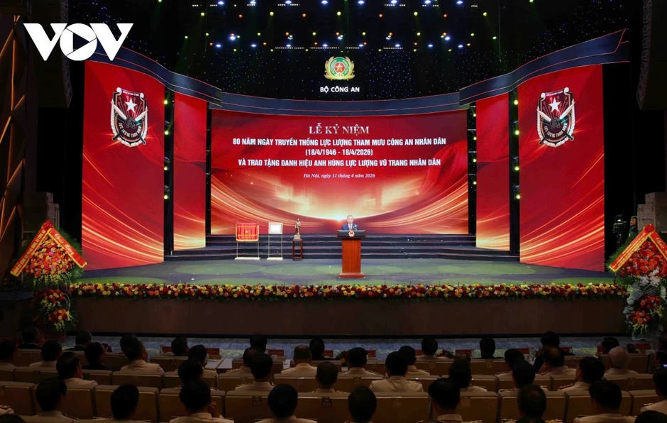 Tổng Bí thư, Chủ tịch nước dự lễ kỷ niệm Ngày truyền thống lực lượng tham mưu CAND Tổng Bí thư, Chủ tịch nước dự lễ kỷ niệm Ngày truyền thống lực lượng tham mưu CAND