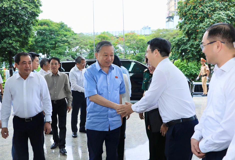 Tổng Bí thư, Chủ tịch nước gợi ý Hà Nội xây thử “phường xã hội chủ nghĩa” Tổng Bí thư, Chủ tịch nước gợi ý Hà Nội xây thử “phường xã hội chủ nghĩa”