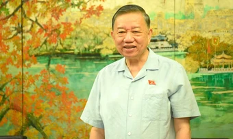 Tổng Bí thư, Chủ tịch nước: Hà Nội nay mai phải có ô tô bay, taxi bay