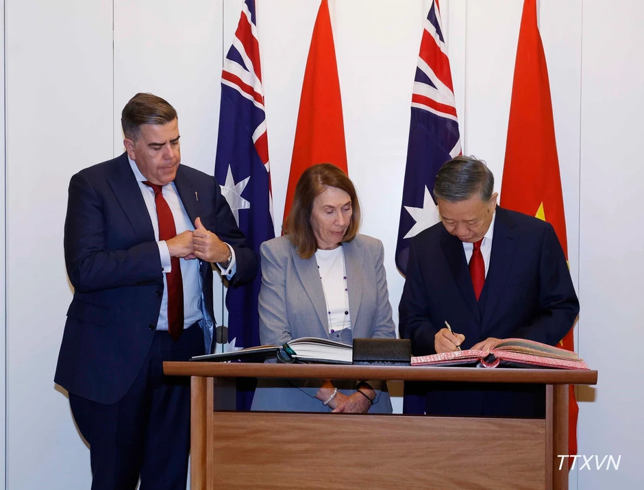 Tổng Bí thư, Chủ tịch nước hội kiến hai Chủ tịch Thượng viện và Hạ viện Australia Tổng Bí thư, Chủ tịch nước hội kiến hai Chủ tịch Thượng viện và Hạ viện Australia