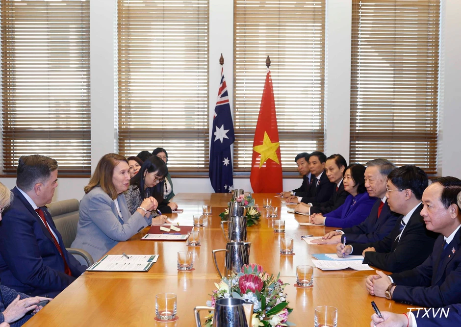Tổng Bí thư, Chủ tịch nước hội kiến hai Chủ tịch Thượng viện và Hạ viện Australia Tổng Bí thư, Chủ tịch nước hội kiến hai Chủ tịch Thượng viện và Hạ viện Australia