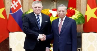 Tổng Bí thư, Chủ tịch nước nêu các định hướng lớn giữa Việt Nam và Slovakia