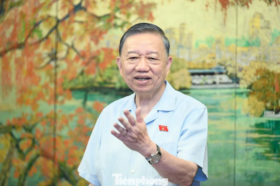 Tổng Bí thư, Chủ tịch nước: Nội thành Hà Nội phải giãn dân ra mới có thể chấn chỉnh được đô thị Tổng Bí thư, Chủ tịch nước: Nội thành Hà Nội phải giãn dân ra mới có thể chấn chỉnh được đô thị