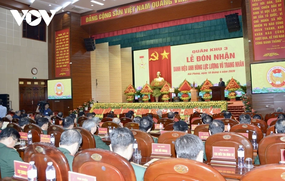 Tổng Bí thư, Chủ tịch nước: Quân khu 3 phải vững phên dậu, chắc thế trận lòng dân