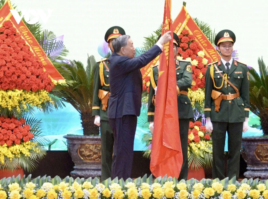 Tổng Bí thư, Chủ tịch nước: Quân khu 3 phải vững phên dậu, chắc thế trận lòng dân
