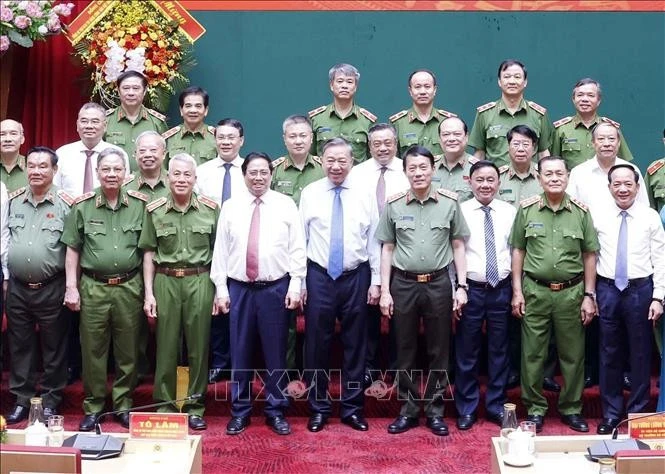 Tổng Bí thư, Chủ tịch nước: Tạo chuyển biến mạnh hơn nữa trong đấu tranh với các loại tội phạm Tổng Bí thư, Chủ tịch nước: Tạo chuyển biến mạnh hơn nữa trong đấu tranh với các loại tội phạm