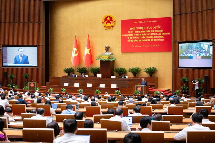 Tổng Bí thư, Chủ tịch nước: Tập trung nguồn lực phát triển AI, robot, UAV Tổng Bí thư, Chủ tịch nước: Tập trung nguồn lực phát triển AI, robot, UAV