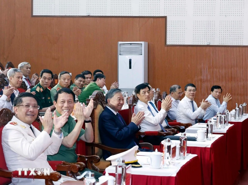 Tổng Bí thư, Chủ tịch nước thăm Học viện Kỹ thuật và Công nghệ an ninh