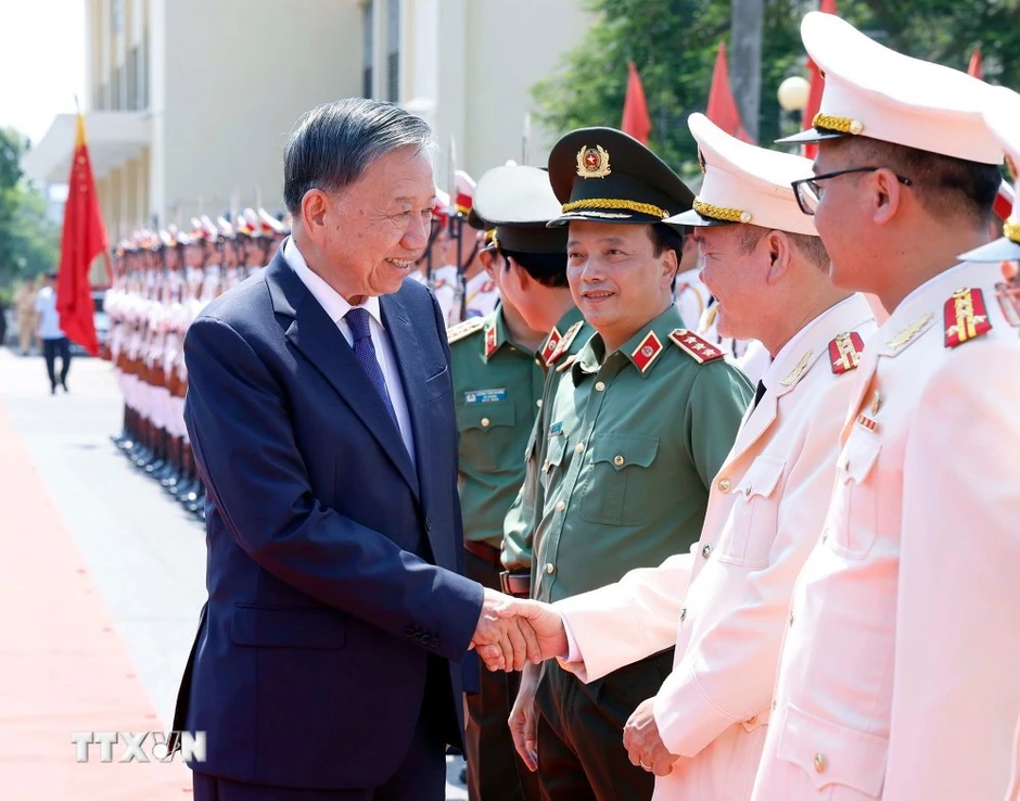 Tổng Bí thư, Chủ tịch nước thăm Học viện Kỹ thuật và Công nghệ an ninh