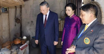 Tổng Bí thư, Chủ tịch nước thăm khu nhà lá nơi Bác Hồ từng sống ở Thái Lan