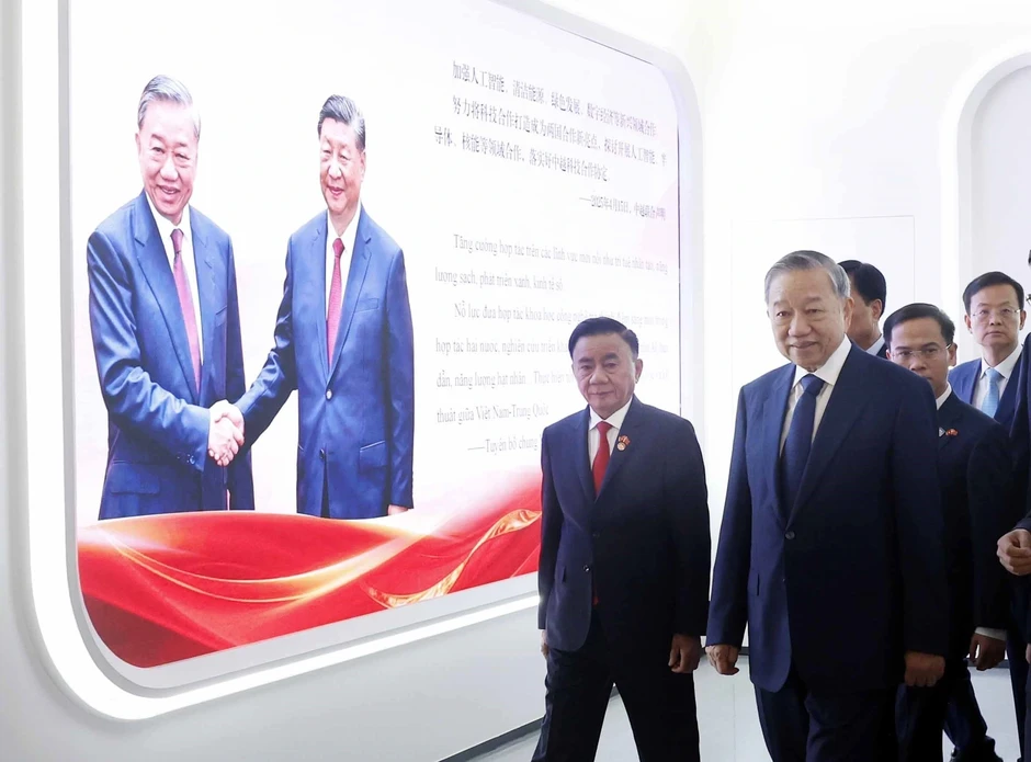 Tổng Bí thư, Chủ tịch nước thăm Trung tâm ứng dụng AI Trung Quốc - ASEAN Tổng Bí thư, Chủ tịch nước thăm Trung tâm ứng dụng AI Trung Quốc - ASEAN