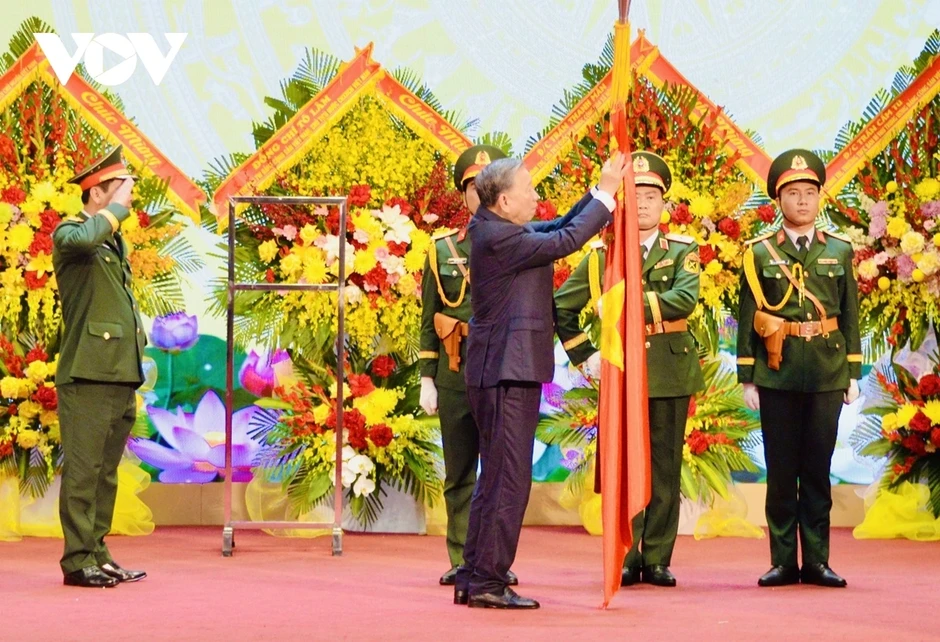 Tổng Bí thư, Chủ tịch nước: Tiếp tục củng cố thật vững chắc thế trận lòng dân Tổng Bí thư, Chủ tịch nước: Tiếp tục củng cố thật vững chắc thế trận lòng dân