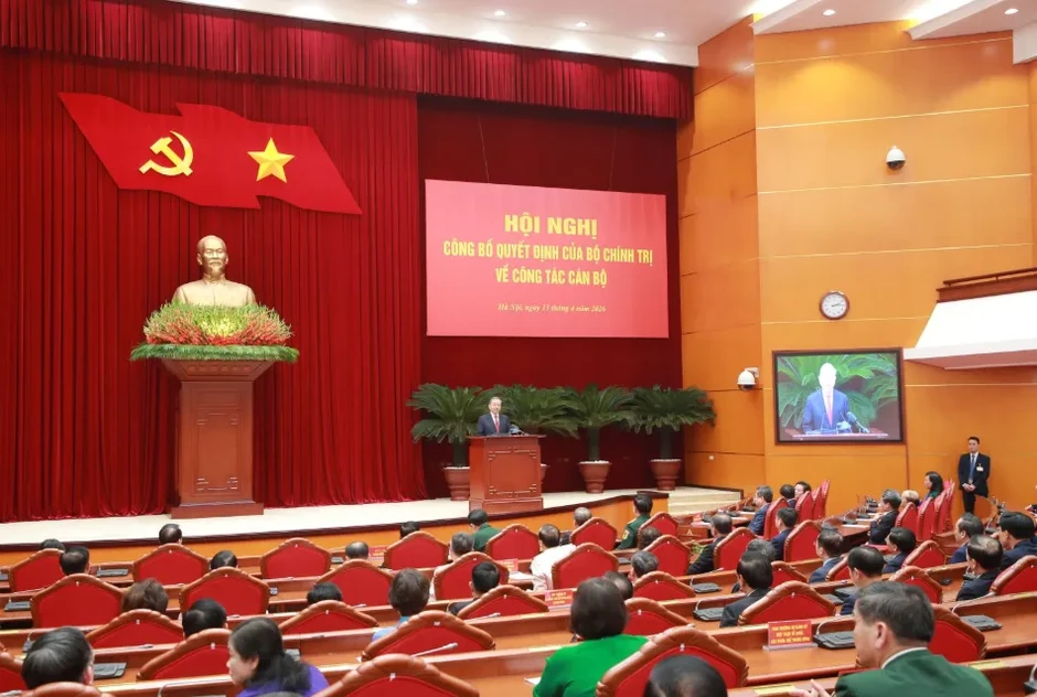 Tổng Bí thư, Chủ tịch nước Tô Lâm chủ trì Hội nghị công bố các Quyết định của Bộ Chính trị về công tác cán bộ