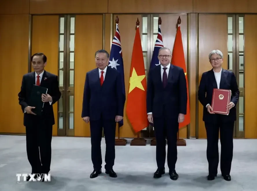Tổng Bí thư, Chủ tịch nước Tô Lâm chứng kiến trao văn kiện hợp tác giữa Việt Nam - Australia Tổng Bí thư, Chủ tịch nước Tô Lâm chứng kiến trao văn kiện hợp tác giữa Việt Nam - Australia