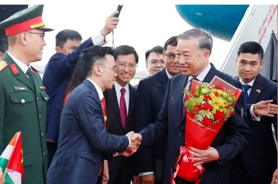 Tổng Bí thư, Chủ tịch nước Tô Lâm đến New Delhi, bắt đầu chuyến thăm Ấn Độ Tổng Bí thư, Chủ tịch nước Tô Lâm đến New Delhi, bắt đầu chuyến thăm Ấn Độ